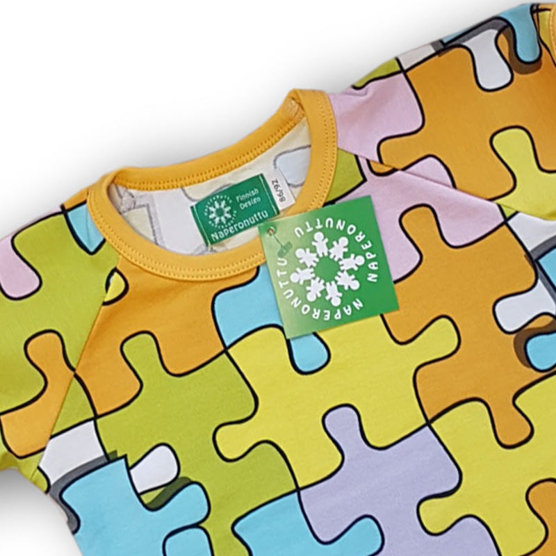 -30% off- Naperonuttu Kids Puzzle T-Shirt (Sizing runs a bit small)