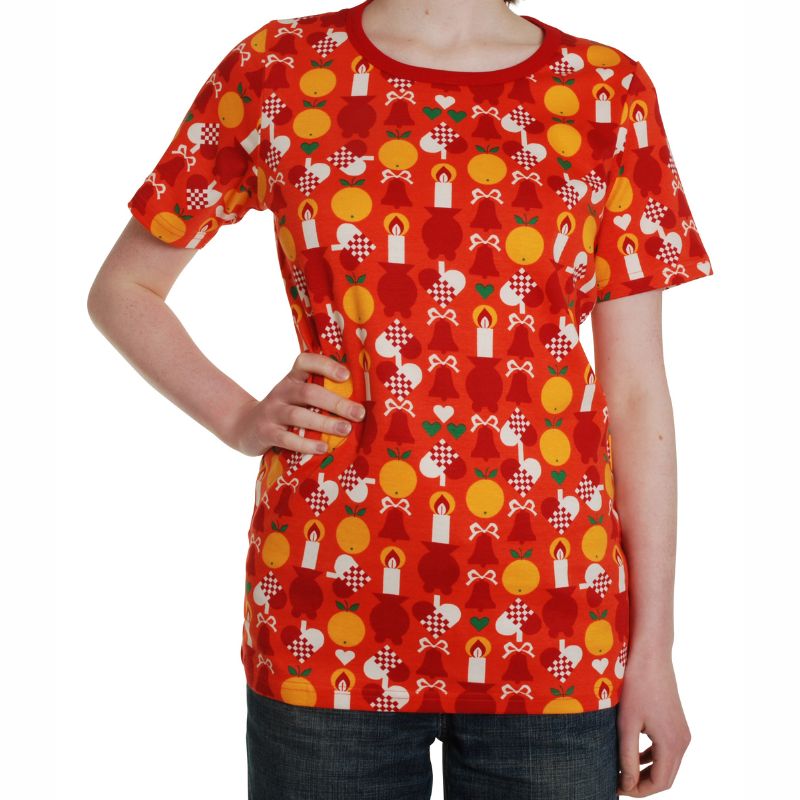 DUNS Sweden Adult Candle T-Shirt