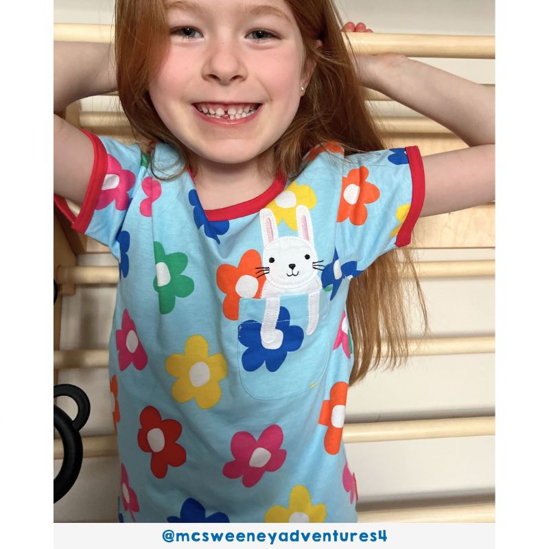 Toby Tiger Rainbow Bloom Bunny Pocket Appliqué T-shirt