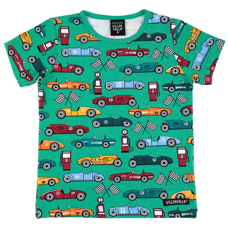 Villervalla T-shirt with colorful car pattern on a green background