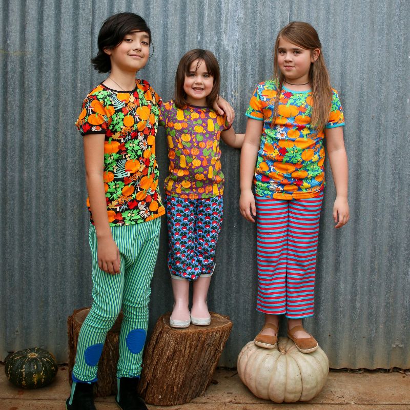 DUNS Sweden Kids Autumn Garden with Pumpkins T-shirt - Black